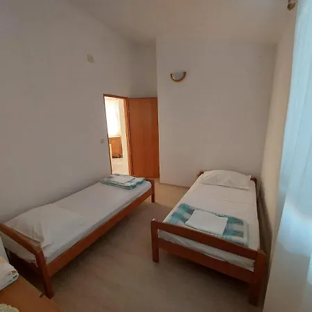 Apartment Apartmani Elena