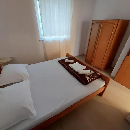 Apartmani Elena Apartment